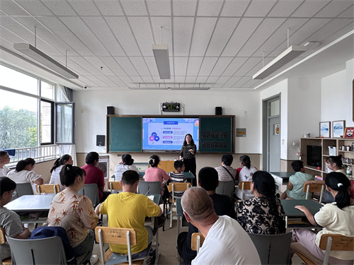 班級管理.jpg 班級管理.jpg